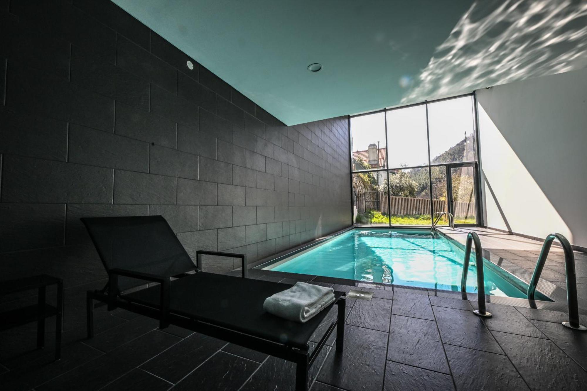 Hotel Da Fabrica Мантейгаш Екстериор снимка