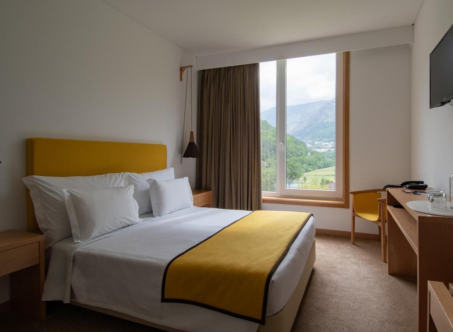 Hotel Da Fabrica Мантейгаш Екстериор снимка
