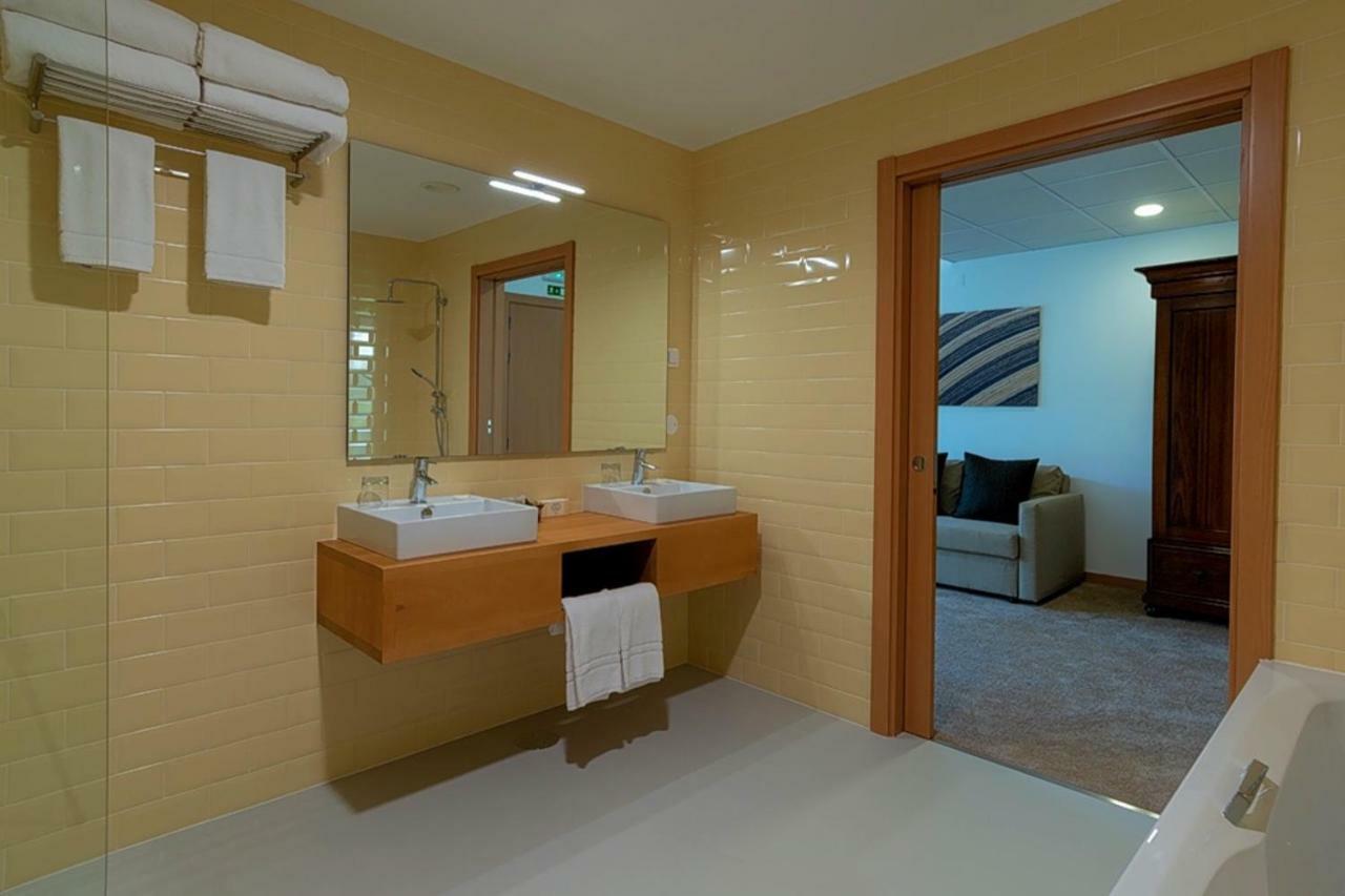 Hotel Da Fabrica Мантейгаш Екстериор снимка